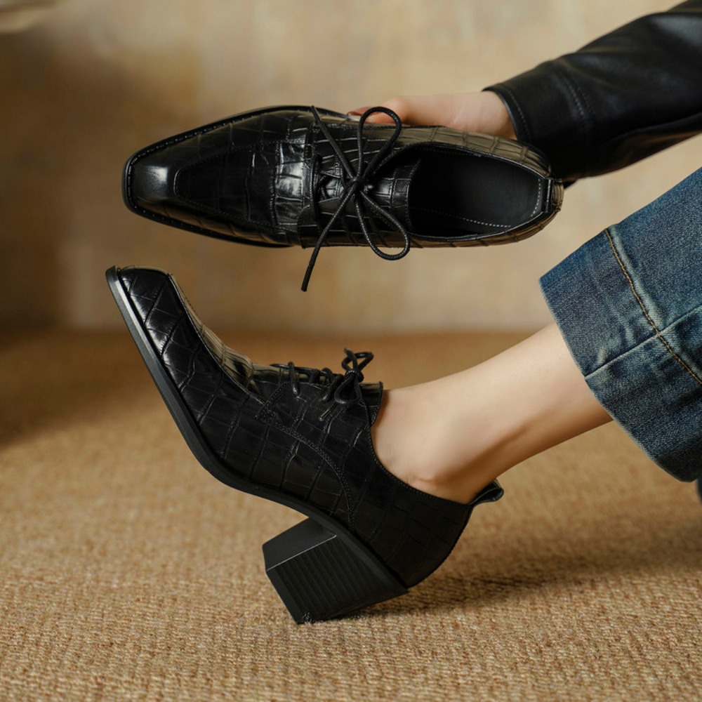 Scarpe da Donna in Vera Pelle  - Oxford Lace Up Women recensione e prezzo